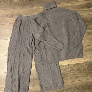 Grey oversized sweater and pant set